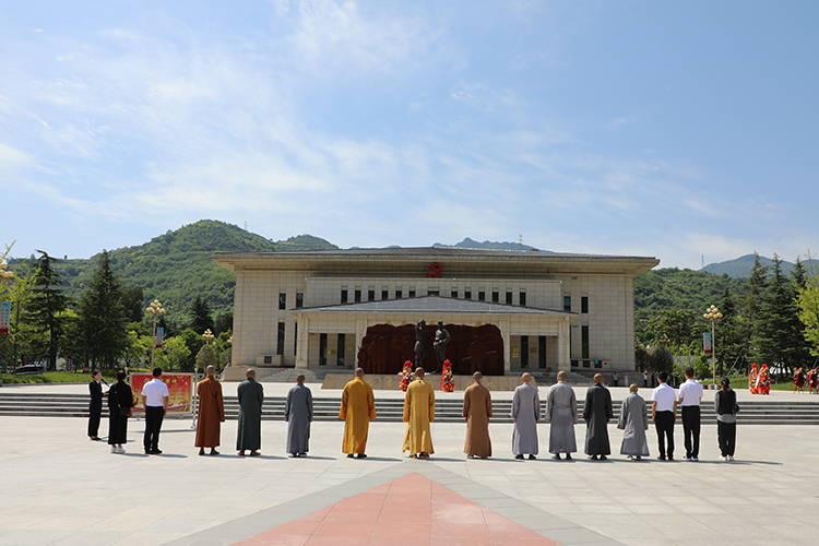 宝鸡市佛教协会开展工作班子及驻会人员爱国主义教育学习(图1)