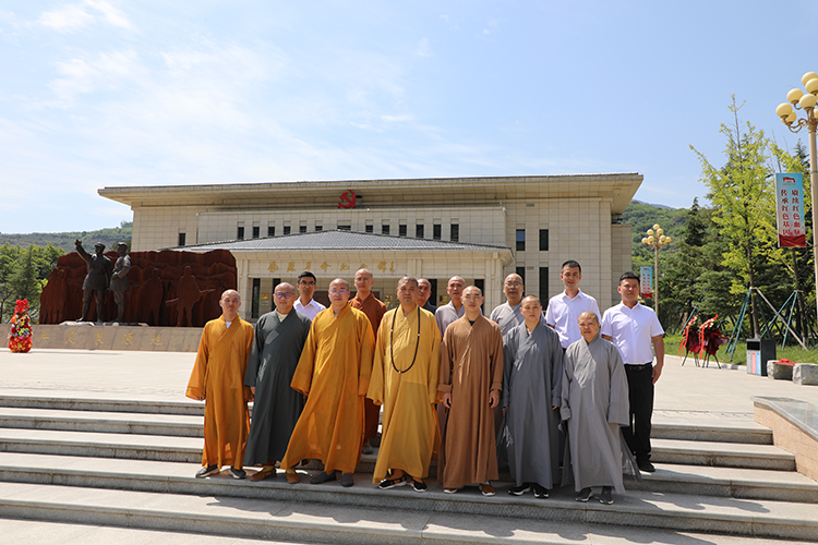 宝鸡市佛教协会开展工作班子及驻会人员爱国主义教育学习(图6)