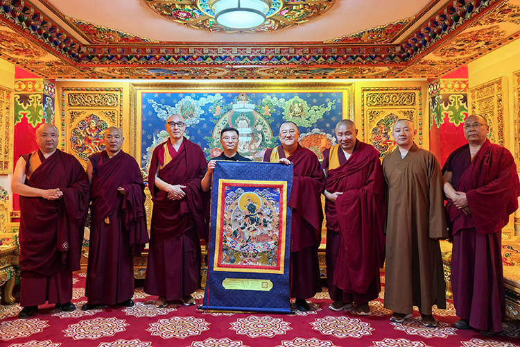 赤峰市佛教协会一行来广仁寺参访交流