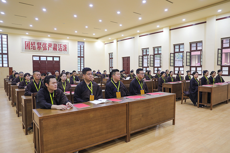 陕西省佛教协会第八期骨干居士培训班圆满举办(图3)