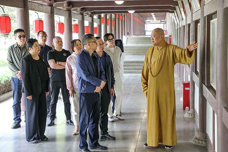 新疆维吾尔自治区乌鲁木齐市委统战部一行来法门寺专题调研(图3)