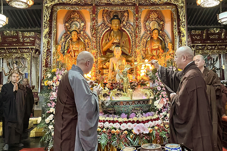 恭迎释迦如来圣诞——陕西各寺院举办浴佛祈福法会(图13)