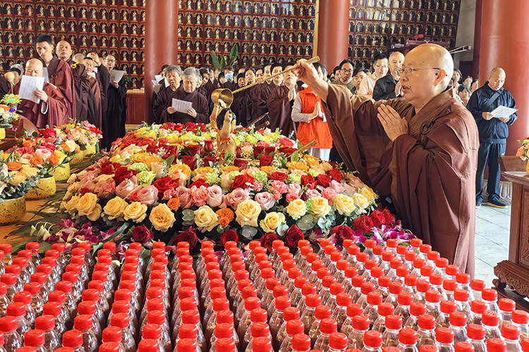 恭迎释迦如来圣诞——陕西各寺院举办浴佛祈福法会(图22)