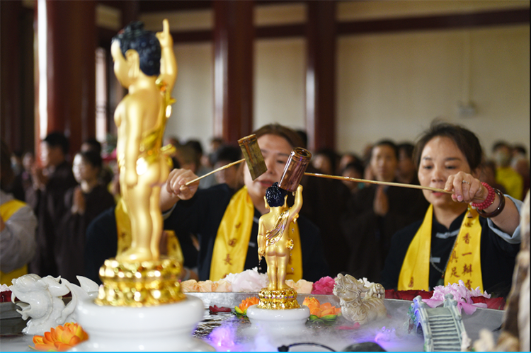 恭迎释迦如来圣诞——陕西各寺院举办浴佛祈福法会(图47)