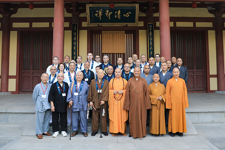 日本日莲宗访问团一行来陕交流