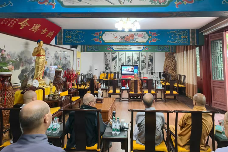 恭迎释迦如来圣诞——陕西各寺院举办浴佛祈福法会(图9)