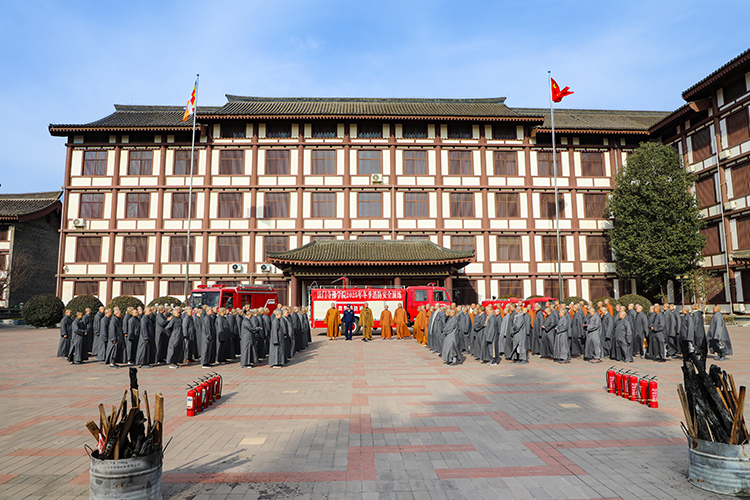 法门寺佛学院举行2025年冬季消防安全演练