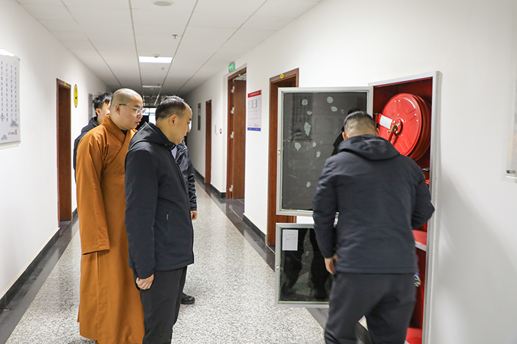 法门寺佛学院组织开展安全检查工作