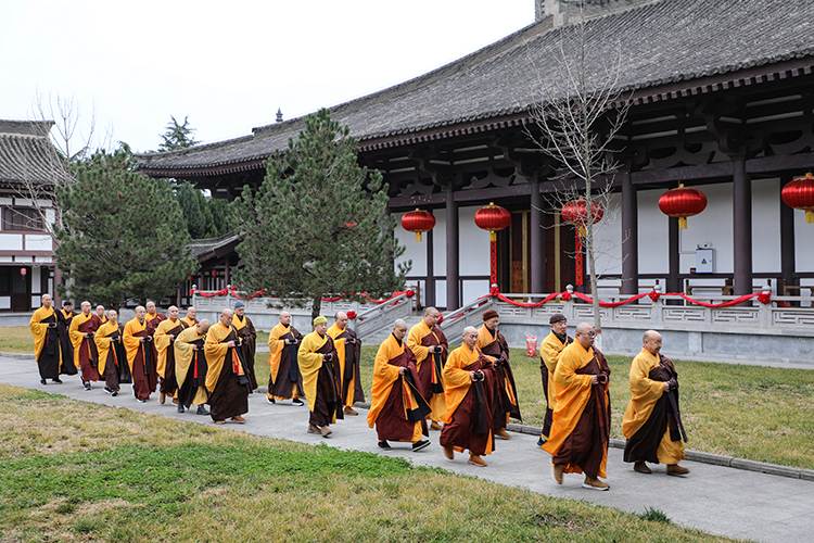 法门寺举行丙午年退职仪式(图1)