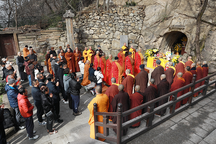 本如法师圆寂三周年追思赞颂法会在长安区净业寺庄严举行(图8)